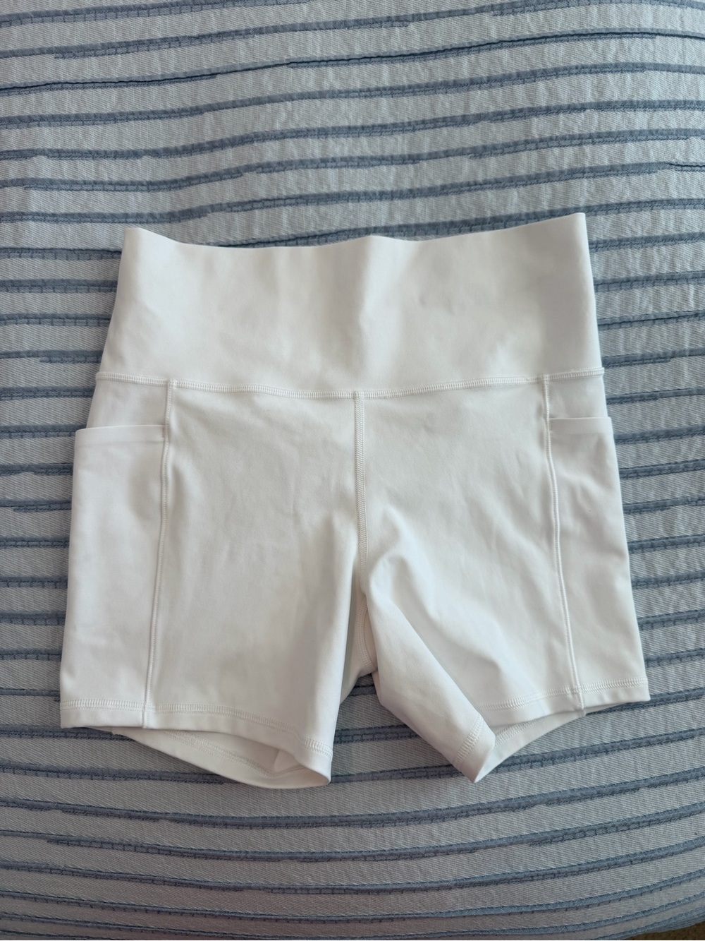 Athleta Salutation Stash 5” White High-Waist Athletic Shorts with Side Pockets